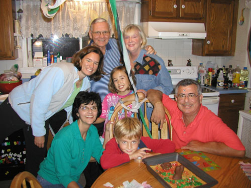 AvynBirthday2006L_FamilyPhoto_TamJerryJoanSydneyCarlAvynMaria