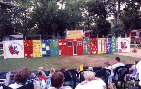 TurnerFinalShow2003A_StageBackdrop