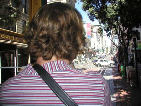 SanFrancisco200409_02_JenOnCableCar