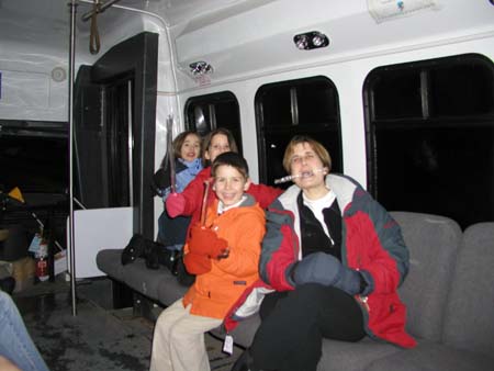 SkiTrip2004BX_SydneyAmyAlecLindaLopataWithIcicles