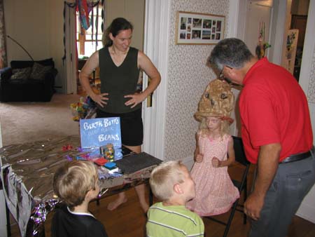 Sydney6thBirthdayParty_AC_SydneyBGettingSorted